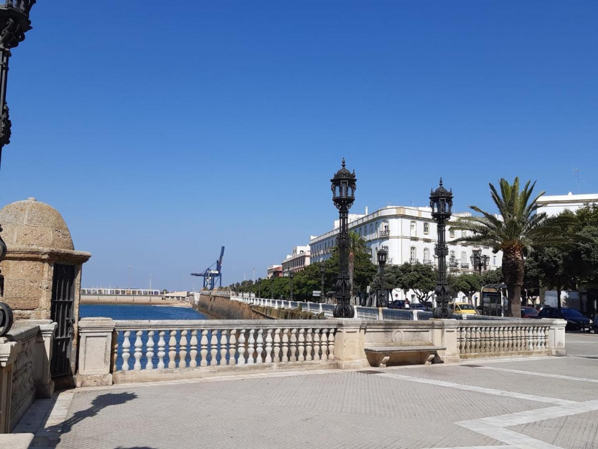 Apartament Atico Banos Del Carmen Kadyks Zewnętrze zdjęcie